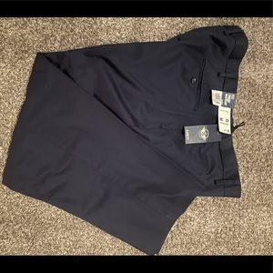 Navy Dockers W42 L30